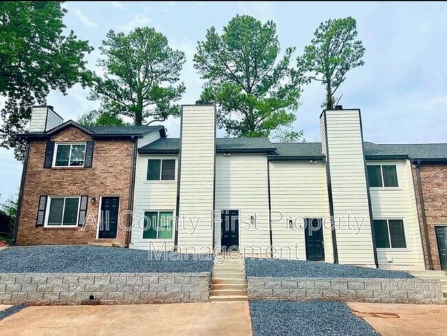 Photo - 1344 N Hampton Rd Apartment