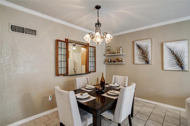 Foto del edificio - 678 Wilcrest Dr