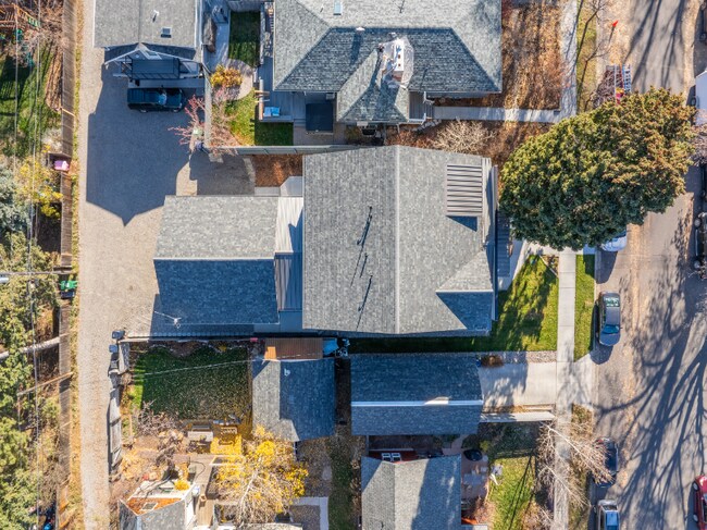 Building Photo - 410 S 9th Ave