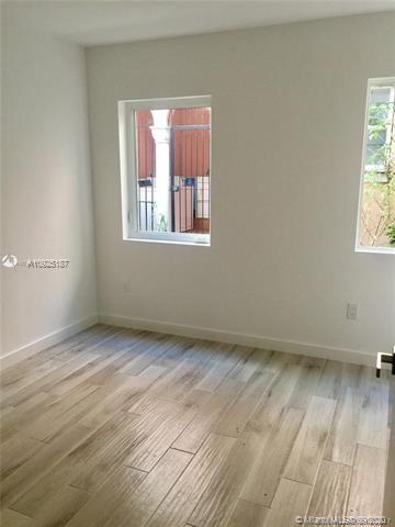 Foto del edificio - 726 Meridian Ave