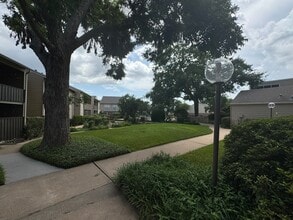 Building Photo - 5005 Georgi Ln