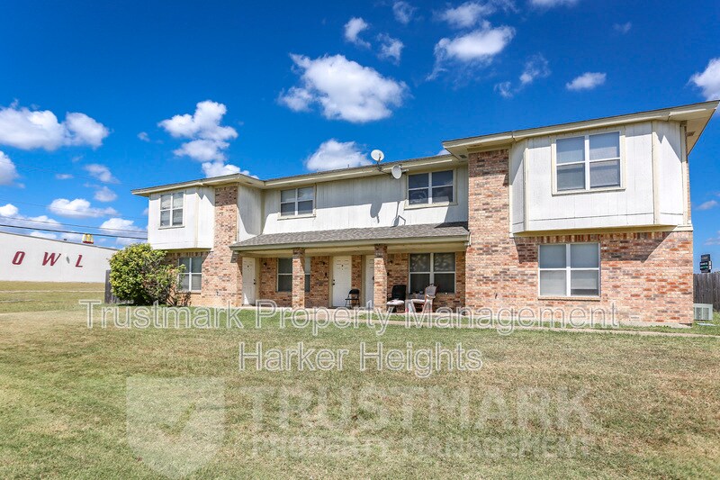 Foto principal - 3103 Courtney Ln