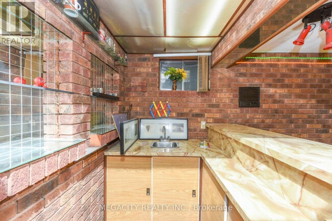 Building Photo - 27 Kiskadee Dr