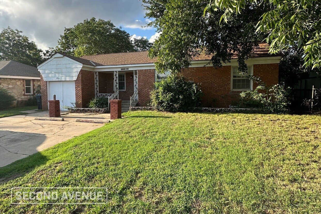 Foto principal - 1565 SW 43rd St