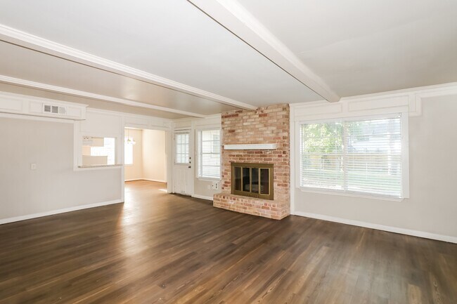 Foto del edificio - 10530 Jaycreek Dr