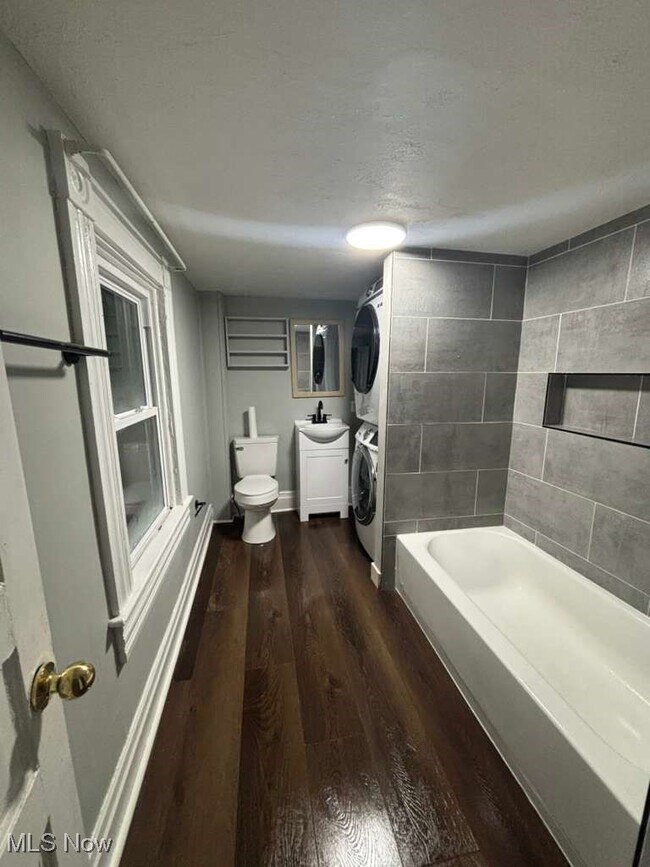 Foto del edificio - 371 N Mulberry St