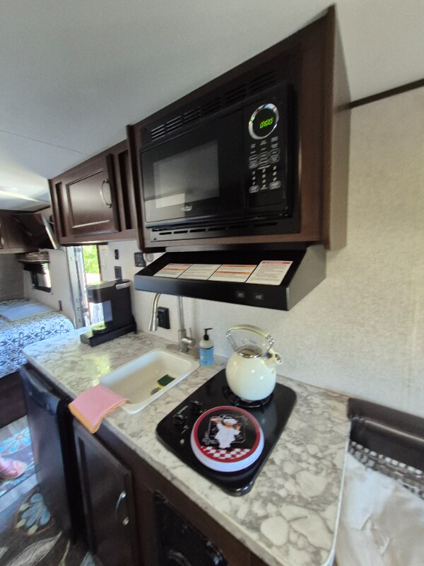 Foto del edificio - 7305 Jackson Rd