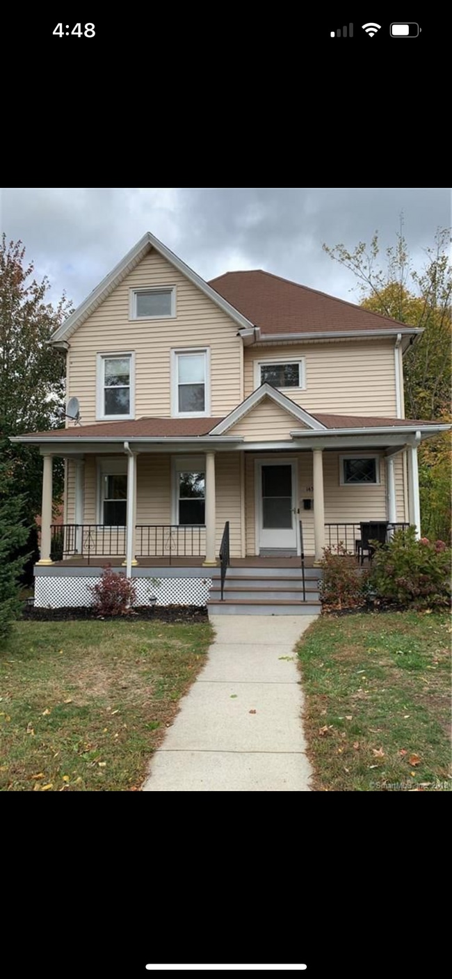 House Front/Tennant porch - 145 Main St