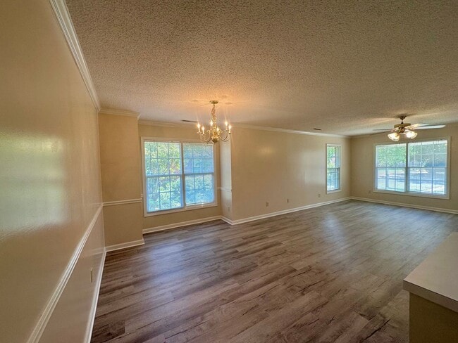 Foto del edificio - Essex Park Subdivision!
