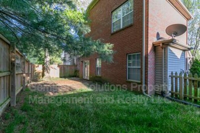 Building Photo - 55 Banwell Park