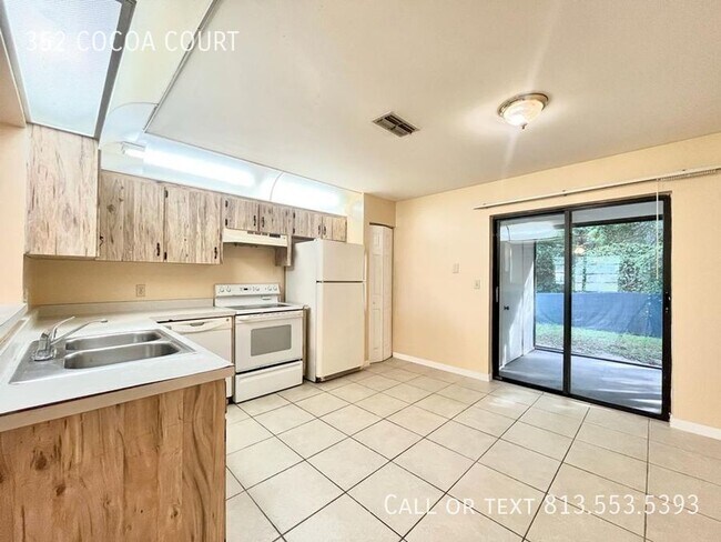 Foto del edificio - 352 Cocoa Ct