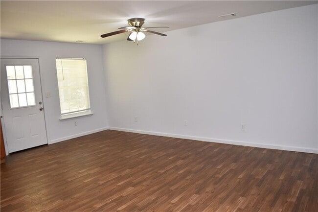 Foto del edificio - 315 Village Chase