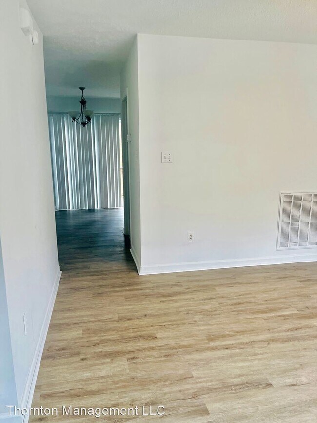 Foto del edificio - 3 br, 1.5 bath House - 9422 Inaugural Drive