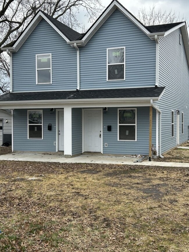 Building Photo - 518 E Monroe St