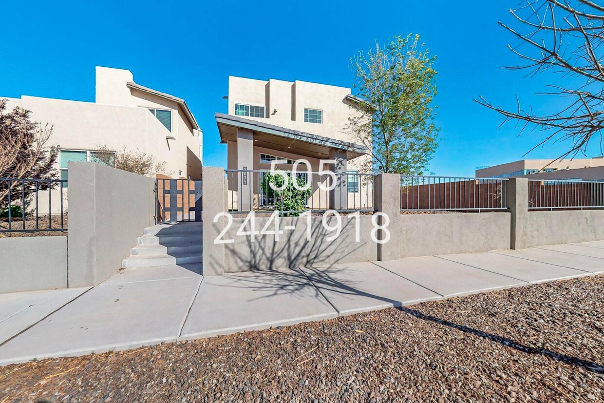 Foto principal - 2639 Stryker Road Southeast