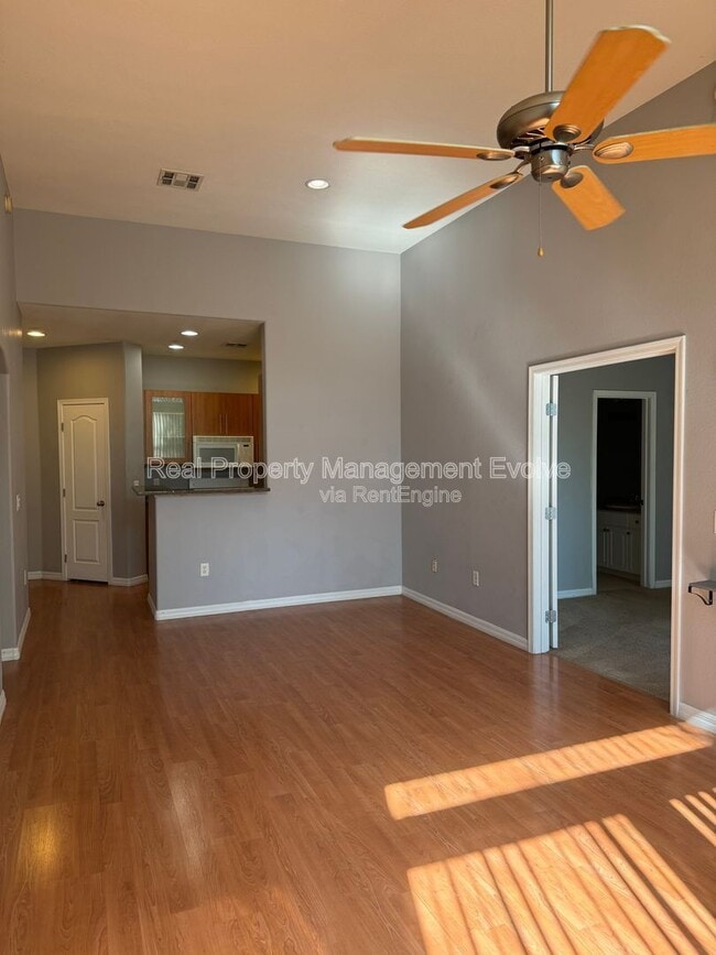 Building Photo - 6900 E Princess Dr