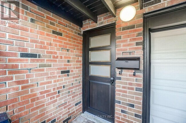 Building Photo - 3606 Twinmaple Dr
