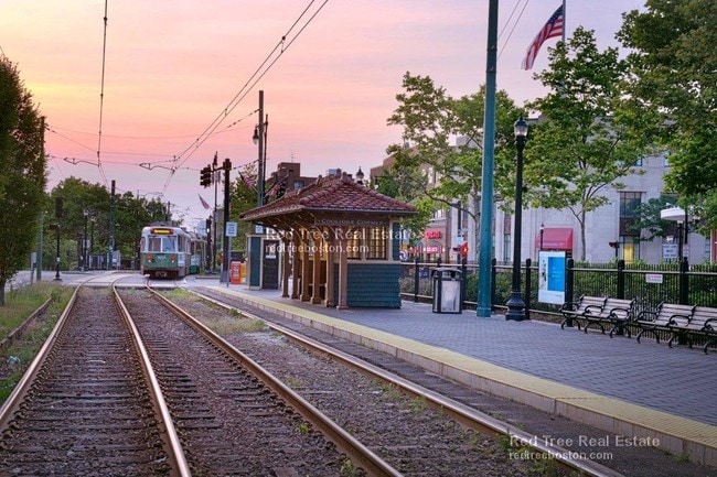 Photo - 312 Tappan St Apartment
