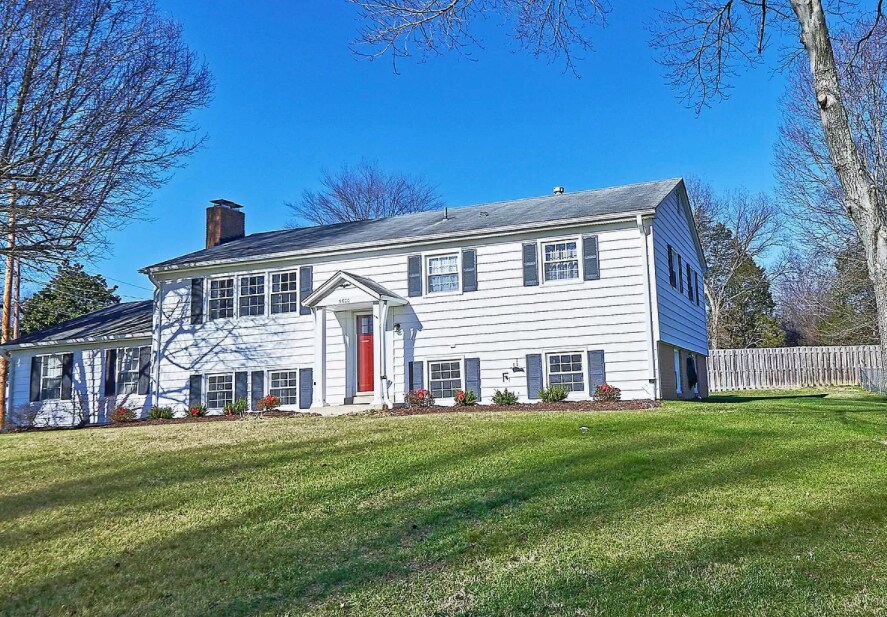Primary Photo - 5600 Helmsdale Ln