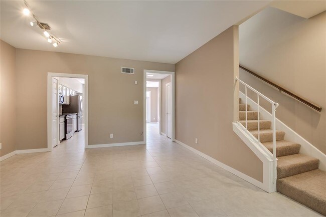 Foto del edificio - 7455 Brompton St