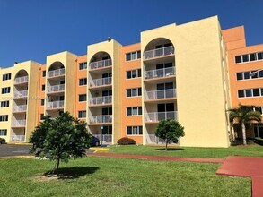 Building Photo - 7010 NW 186th St