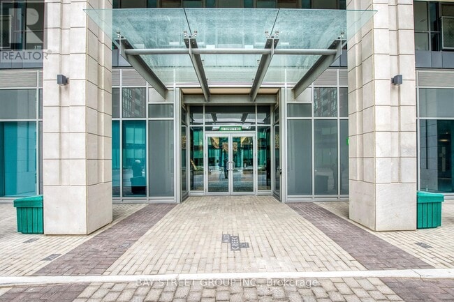 Building Photo - 31 Tippett Rd