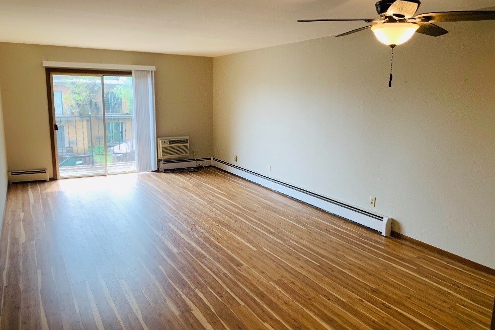 2020 Wisconsin St, Oshkosh, WI 54901 2020 Wisconsin St Oshkosh, WI