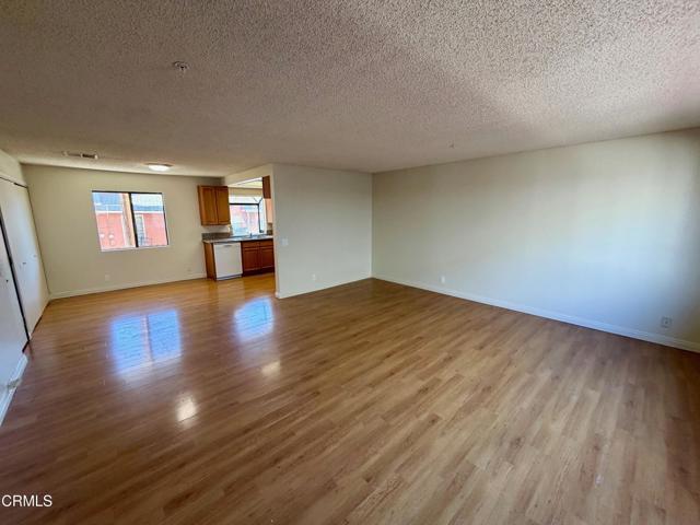 Foto del edificio - 1425 Bank St