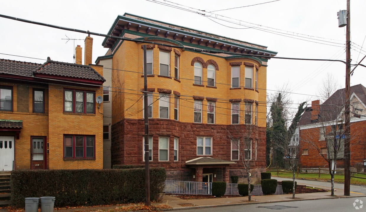 Building Photo - 6803 Frankstown Ave