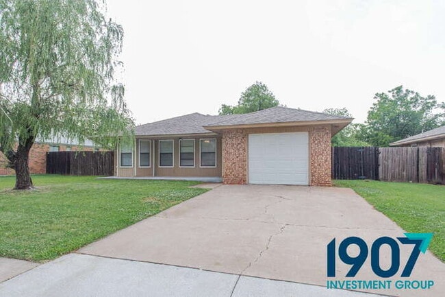 Photo - SPECIAL OFFER! Move In Now & Get 50% Off Y... House