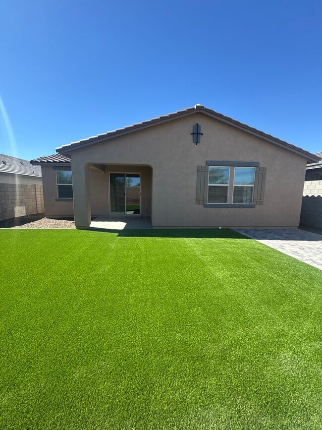 Foto del edificio - Brand New Home in Northpoint at Vistancia 4 bedroom 2.5 bath