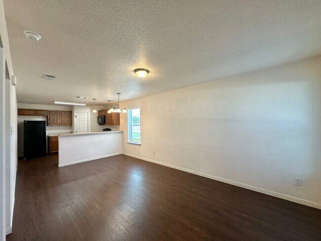 Foto del edificio - 6701 University Village Way