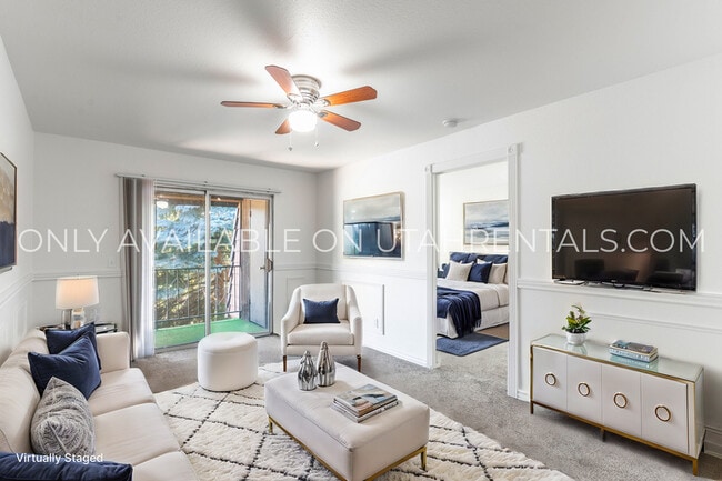 Building Photo - 4370 S Highland Dr