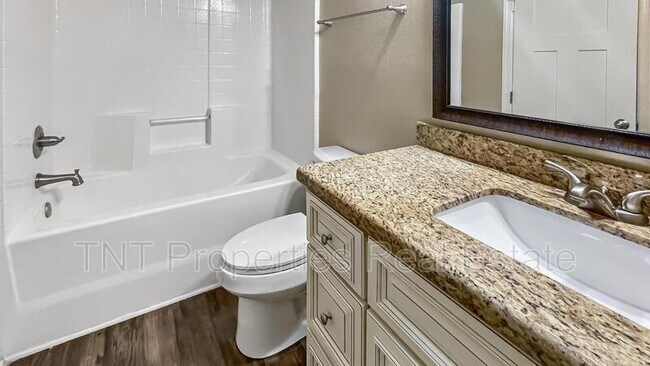 Foto del edificio - 1306 Milner Dr