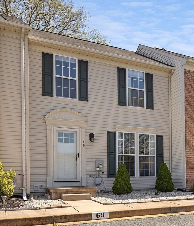 Building Photo - 69 N Bellwoode Dr