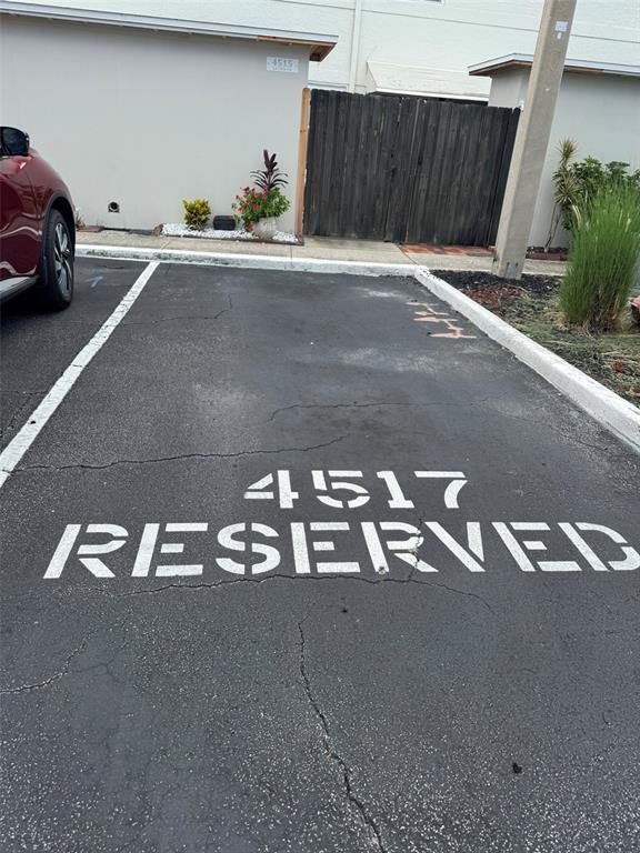 Building Photo - 4517 W La Villa Ln