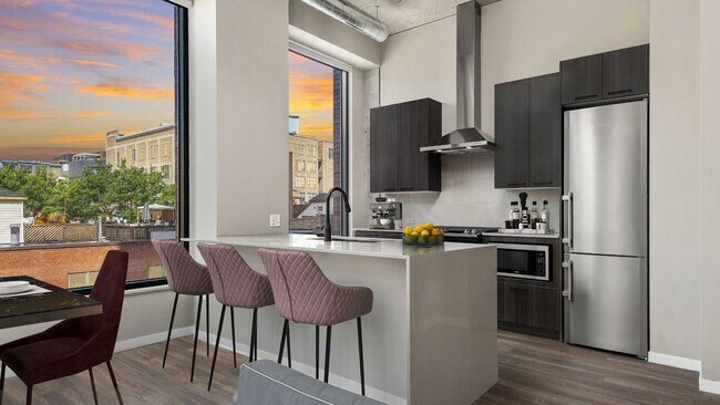 Building Photo - 31 N Morgan St