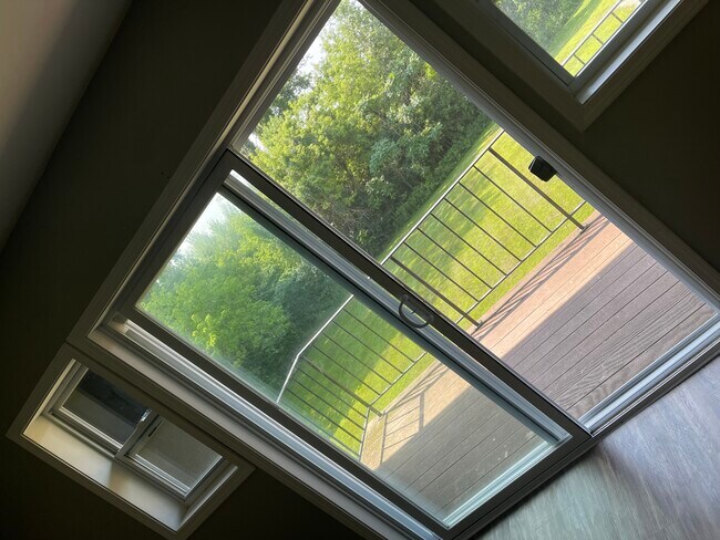 Hermosas vistas - Whispering Woods Apartments
