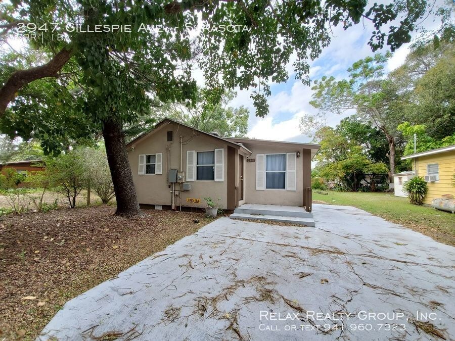 Primary Photo - 2947 Gillespie Ave