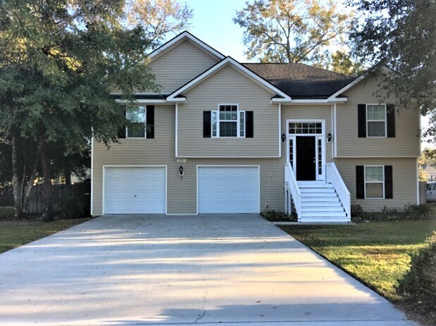 Foto principal - 203 Bay Berry Lane
