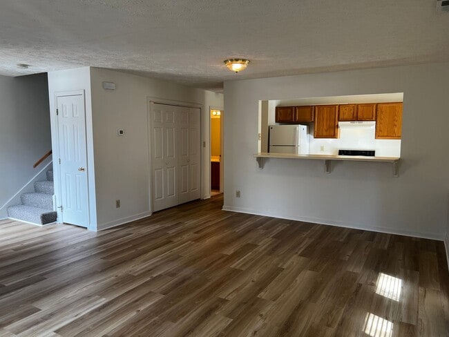 Building Photo - 1016-2 Ancestry Drive- No Pets- Two Weeks Free On Your First Full Month's Rent