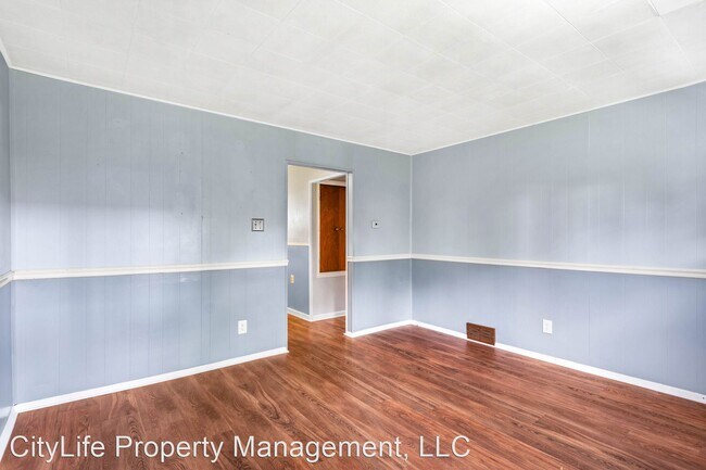 Building Photo - 2 br, 1 bath House - 43 Lindsay Road