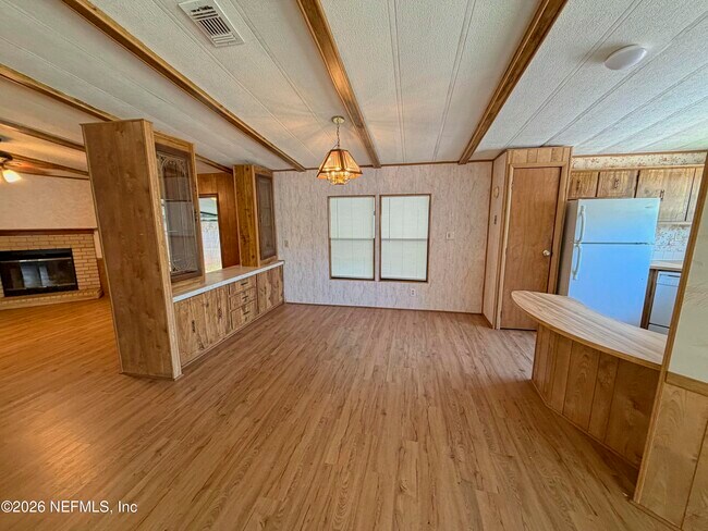 Foto del edificio - 7633 Plumwood Dr