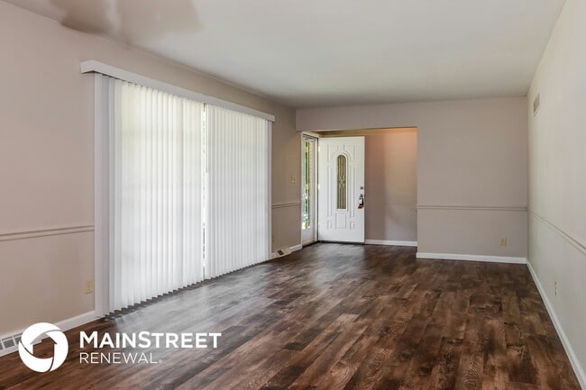 Building Photo - 13915 Invicta Dr