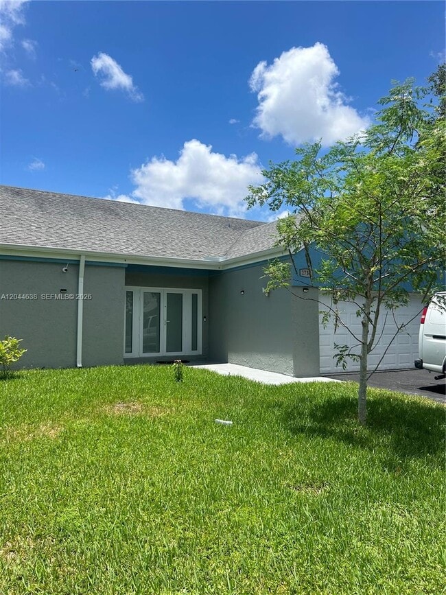 Foto del edificio - 2730 Cypress Ave