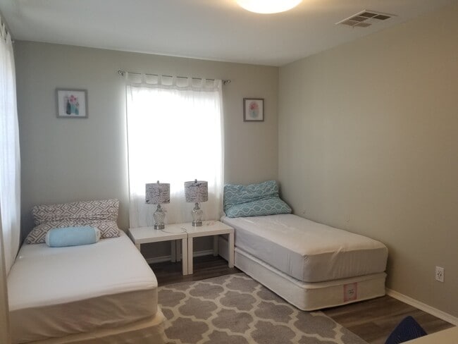 Master Bedroom - 1716 W 45th St