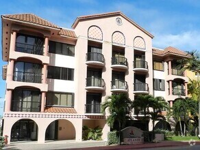 Building Photo - 8816 Collins Ave