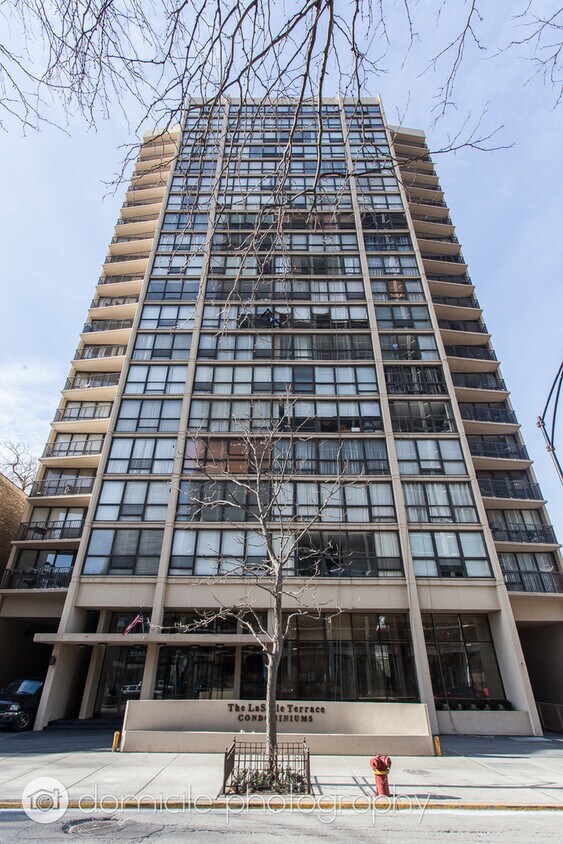 1540 N La Salle Dr Unit 1804, Chicago, IL 60610 Condo for Rent in