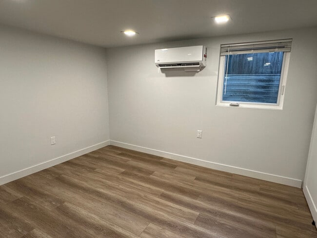 Foto del edificio - 2030 S 400 E