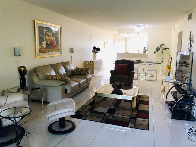 Building Photo - 2403 Antigua Cir